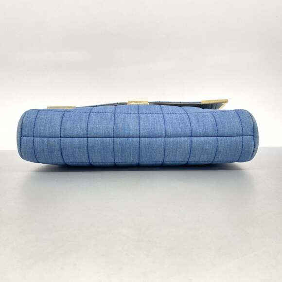 CHANEL Blue Shoulder Bag - Picture 3 of 16